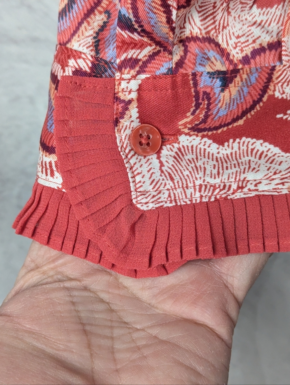 Chico's Floral Paisley Button Down Blouse Pleated Cuff Orange Multi Sz 1(8-10) - Picture 6 of 11